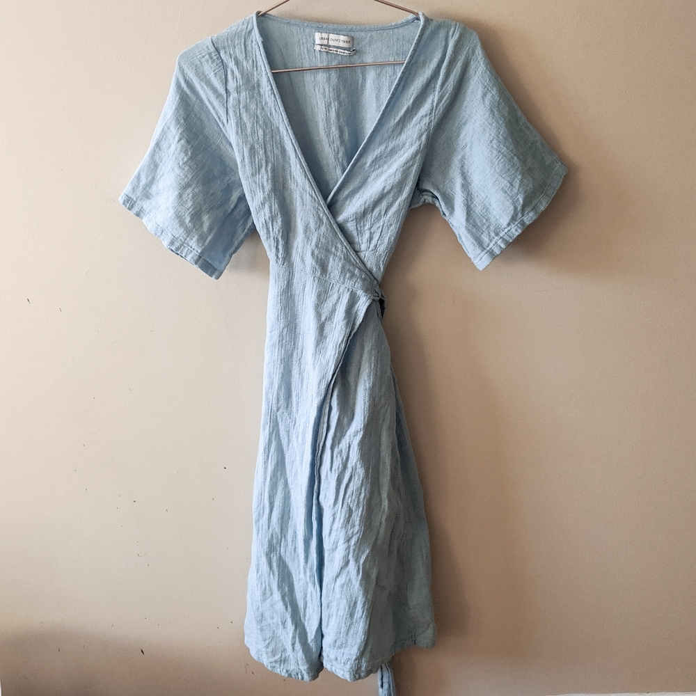 🖤SALE🖤 NWOT Urban Outfitters Wrap Dress - Picture 3 of 4